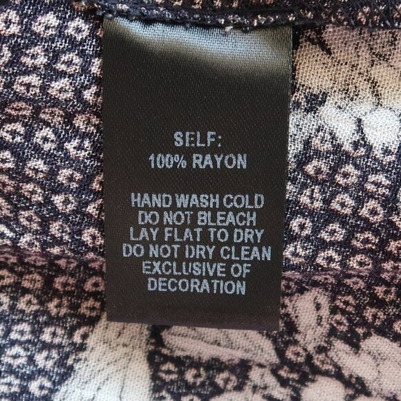 Lulu's Completely Captivating Navy Blue Floral Button Front Skater Dress XS - Picture 14 of 16